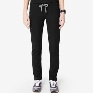 EUC Figs black Yola skinny scrub pants size L
